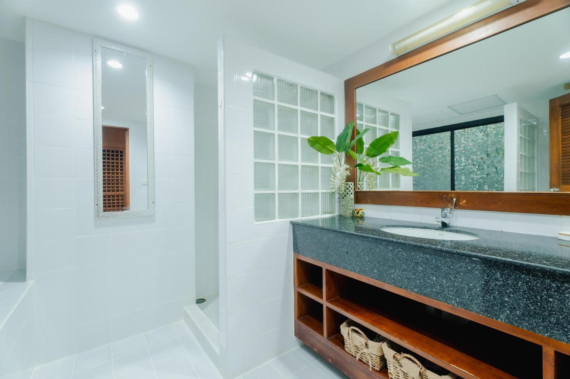 The Sands 2 Bedroom Apartment Naiharn Nai Harn Luaran gambar